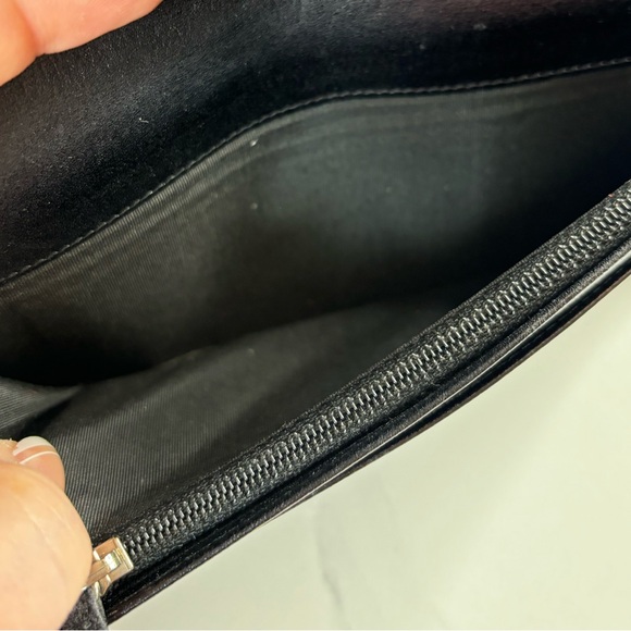 Chanel Goat Skin Camellia Embossed Wallet EUC sku110157 - Picture 7 of 15